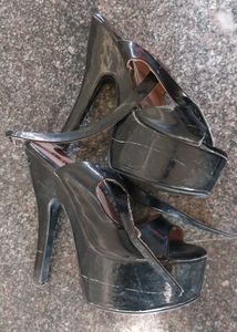 Model Heels