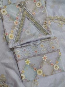 3 Pc Lavender Unstitched Suit Set