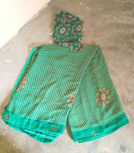 Green Saree With Blouse Piece