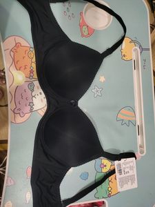 Women&#39;s dressbery bra(black ⚫)