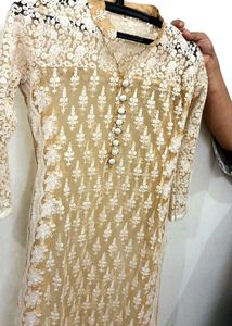 Vintage-Inspired Lace Tunic