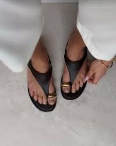 Black Flat Sandals
