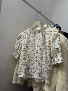 Floral Lettuce Trim Blouse