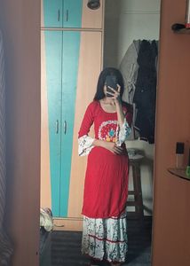 Kurti Plus Skirt😍
