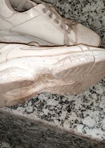 📢 Used Footwear for Sale – Size 7 (Affordable)