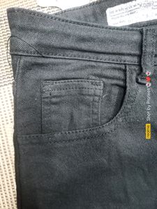 32 Size Women Straight Jeans