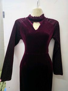 Elegant Velvet Midi Dress