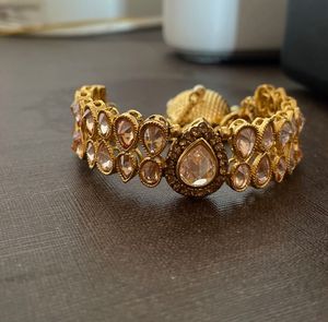 Elegant Stone Bracelet