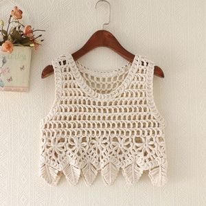Women Crochet Relaxed Fit Crop Top