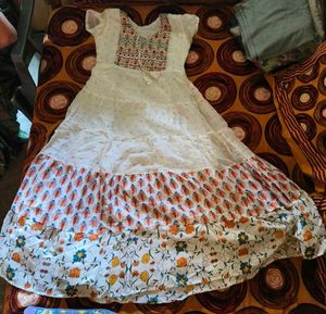 White Beautiful Partywear Ethnic Gown