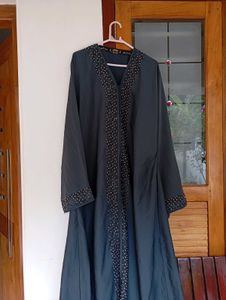 Elegant Black Abaya with Bead Detailing