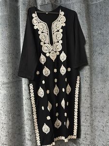 Elegant Black chikankari Kurta Set
