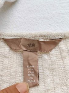 H&amp;M : Ribbed Knit Crop Top