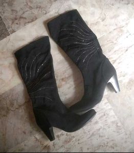 BRAND NEW 3 inc heels fancy long shoes