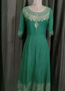 Emerald Green Printed Kurti With Dupatta 💚