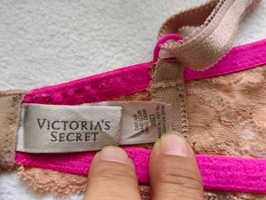 Victoria&#39;s secret : Pink Lace Upper Inner