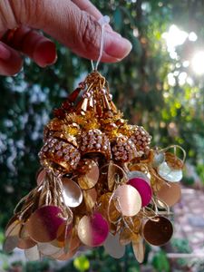 Latkan, Tassle