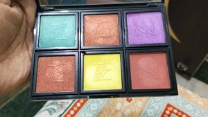 Eye Shadow Palette