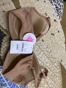 Clovia Women's Bra -lightly Padded