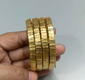 Gold-toned Bracelet