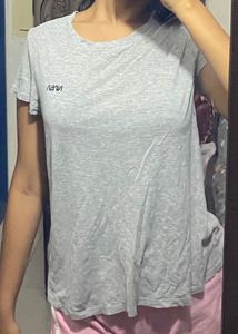 H&amp;M Grey Tshirt