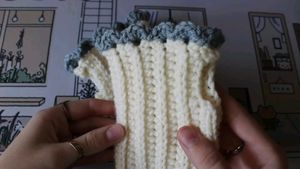 crocheted fingerless hand warmers