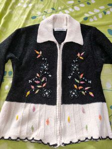 Embroidered Knit Cardigan
