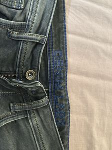 Jeans ( Van Heusen, Size 29, Stretchable Upto 2cm