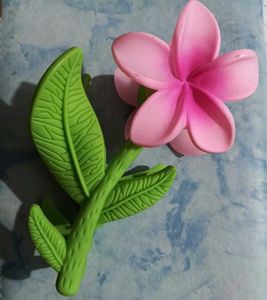 Plumeria (Frangipani) Flower Hair Clutcher!