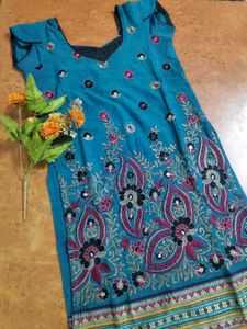 Elegant Thread Embroidered Kurta Set With Duppata