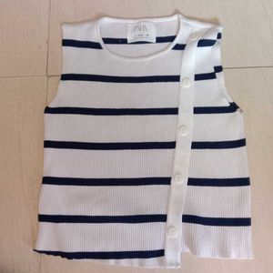 ZARA asymmetrical top/ classyy