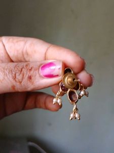 Earring with tassle