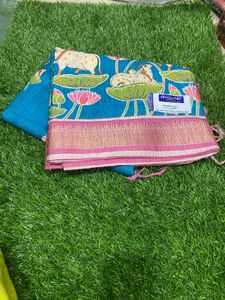 Crush Saree For Women’s