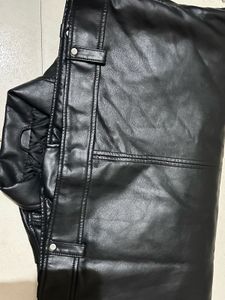 Black Leather Jacket (₹2100)🖤 Classy, bold