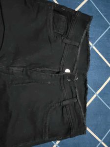 ICE BLUE DENIM JEANS