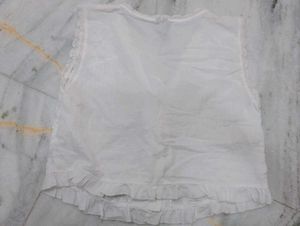 Lace Trim Sleeveless Top