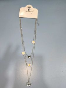 Daisy Charm Layered Necklace