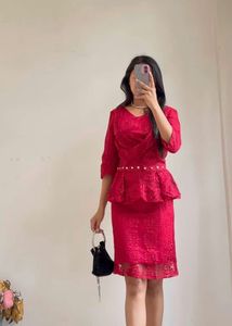 Red Lace Peplum Dress❤️