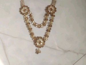 Necklace And Earrings&#39; Set.