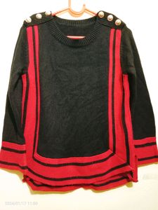 Girls. Sweater