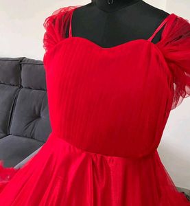 Pre Wedding Gown For Women