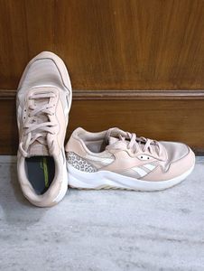 Pink Reebok Shoes