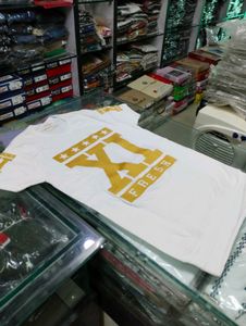 Graphic Tee - Stylish & Fresh
