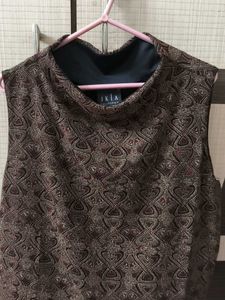 Combo &#34; Glitter Top &amp; Beige Skirt&#34;