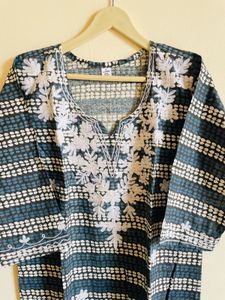 Embroidered Women's Kurta