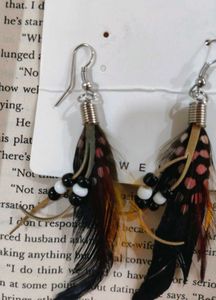 Feathered Earrings 🖤