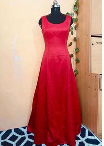 Elegant Red Satin Evening Gown