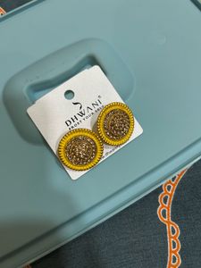 Set Of Two Studs