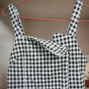 Checkered Cut Sleeves Midi Winter Dress