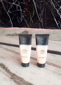 Matte+Poreless Foundation